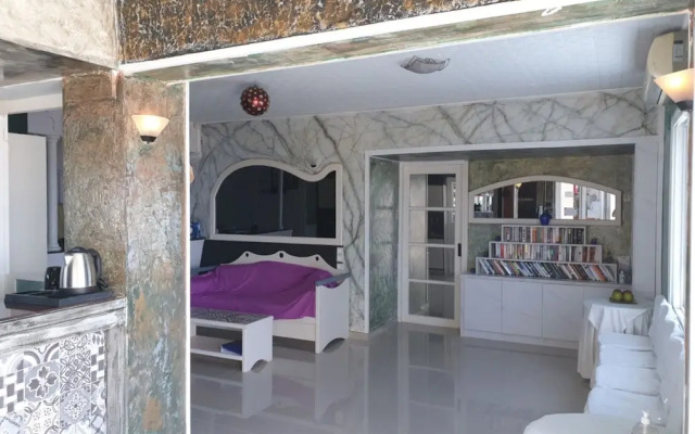 "room in Studio - Beautiful and Spacious Room Near Cretan Sea"