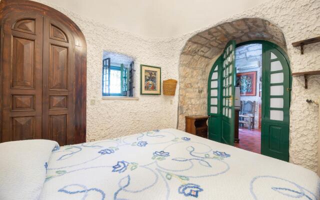 Trullo Nike In Selva Di Fasano
