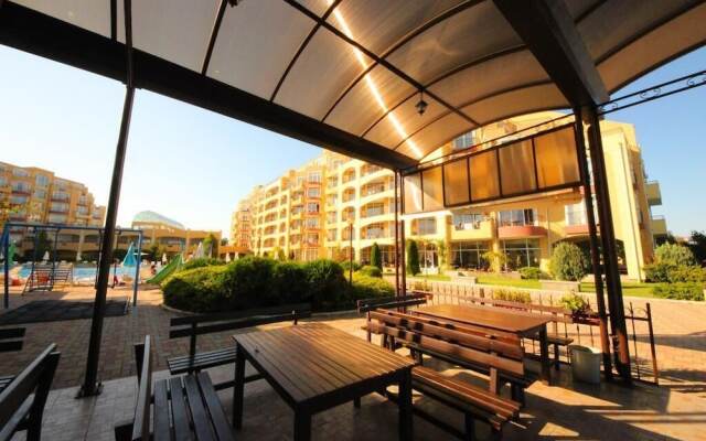 Midia Family Resort