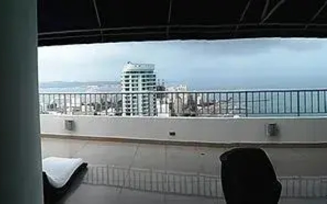 Penthouses Palmetto