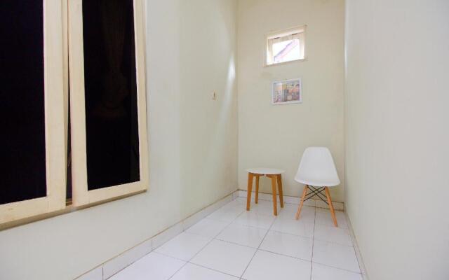 OYO 3083 D Kost 3 Syariah