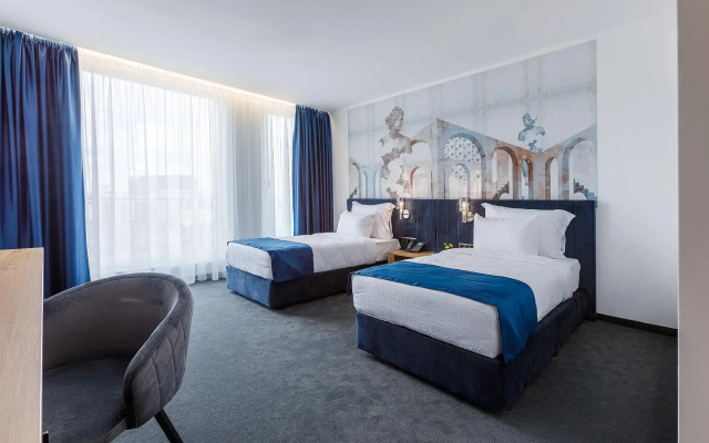 Blue Star Luxury Hotel