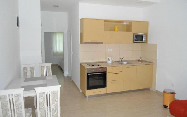 Apartments Raskovic I