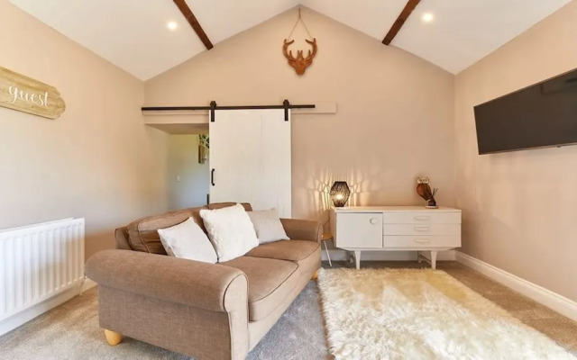 Host Stay The Pepper Pot