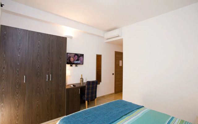 Trastevere's Friends