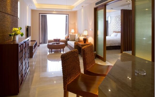 Zhuhai Yinzuo Jingpin Hotel