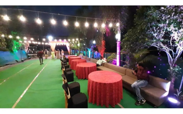 Hotel Gopi Palace