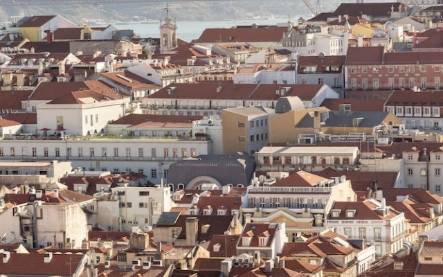 JOIVY Marvelous 3-bed home w/astonishing view&terrace, nearby St George Castle