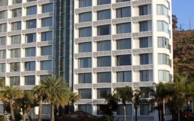 Qinglang Holiday Hotel Fuxian Lake