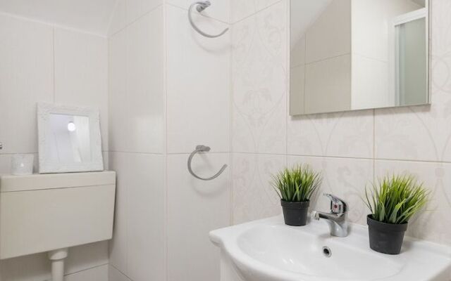 Old Town Center Studio Apartments