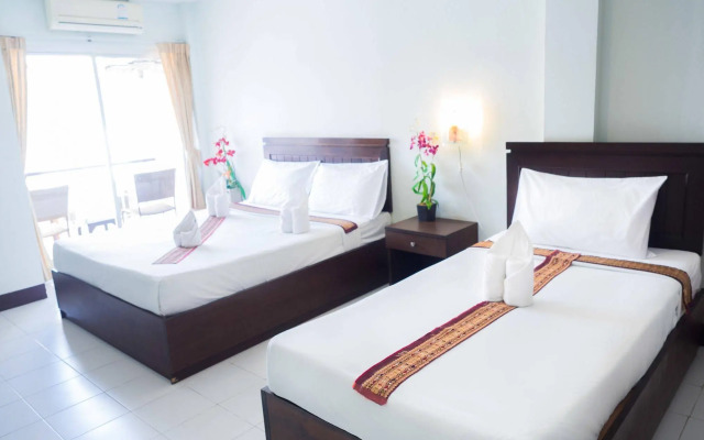 Patong Moon Inn Guesthouse