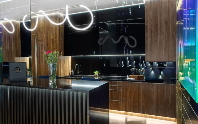 Apartments in Sky Tower with Bathtub near the window