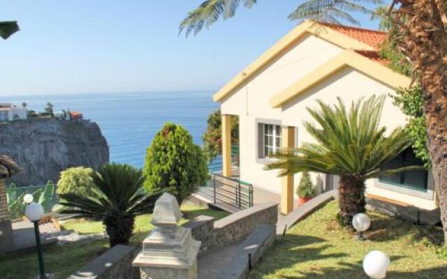 Casa Jardim Mar by OurMadeira