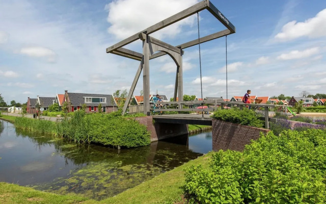 Zaanse Style Holiday Home 15 km. From Alkmaar