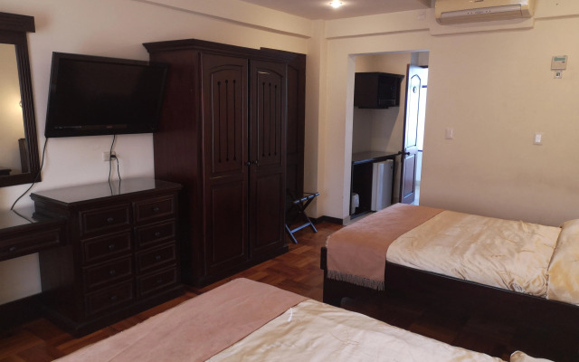 Hotel Plaza Real Suites & Apartments