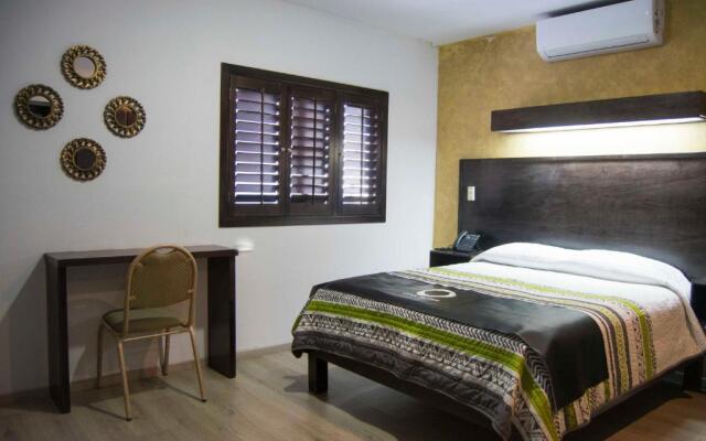 Hotel Onix Suites