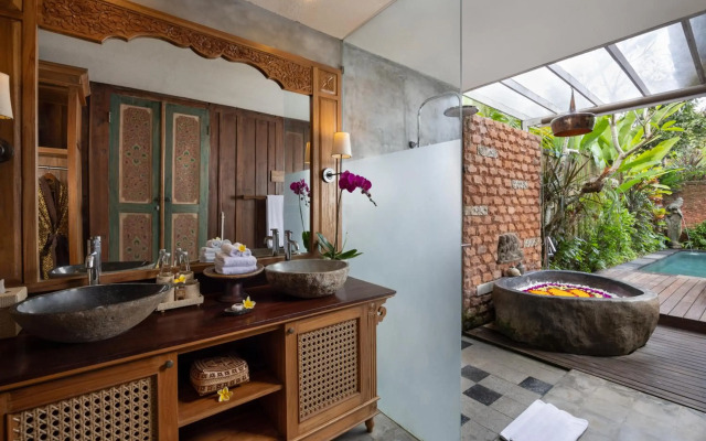 Pramana Watu Kurung Resort