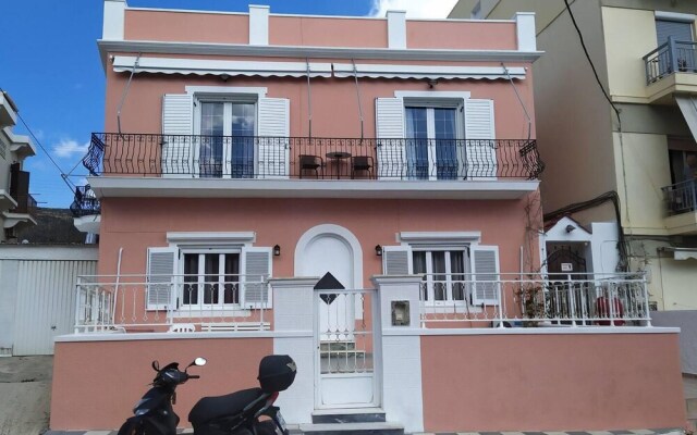 Nefeli House Syros ,