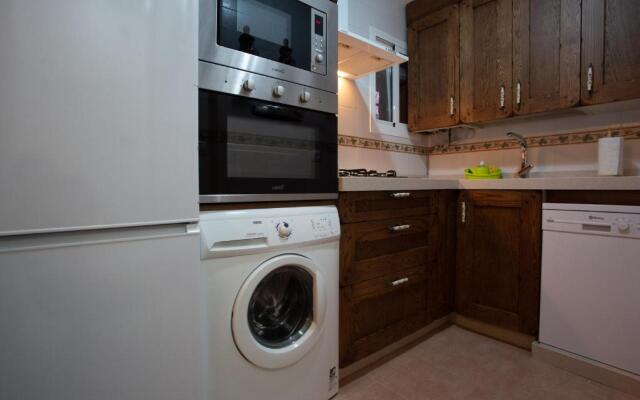 BRISAS-Rota free parking by Cadiz4Rentals