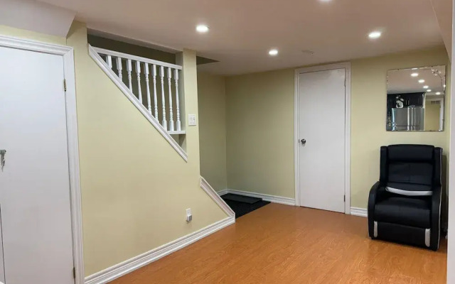 Comfy Basement Apartment in Toronto