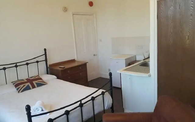 Syston Guest House