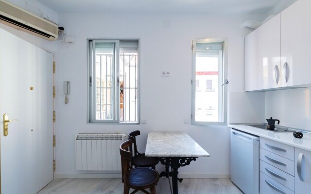 Studio in Madrid, With Wifi