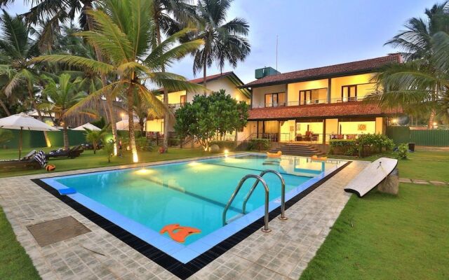 Sea Rock Villa