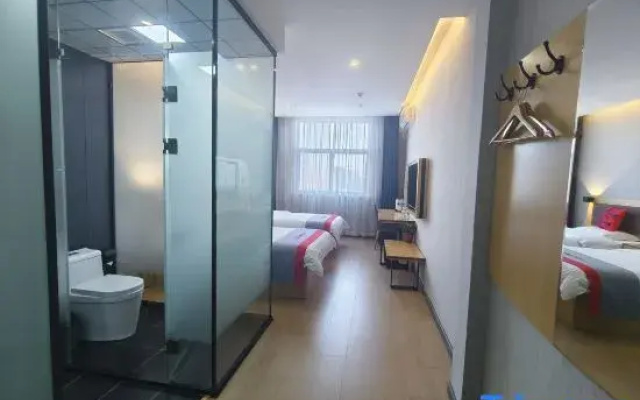 Junyi Chain Hotel (Ancient City of Zhengding Longxing Temple)