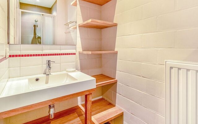 Ideal Holiday Home in Gijverinkhove With Terrace, Garden