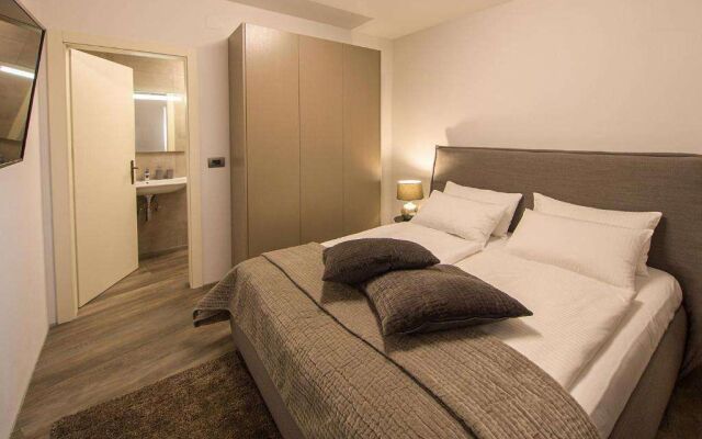 Aldilà Rooms Apartment  Vacation House