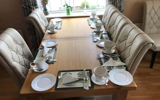 Derreen Tighue House