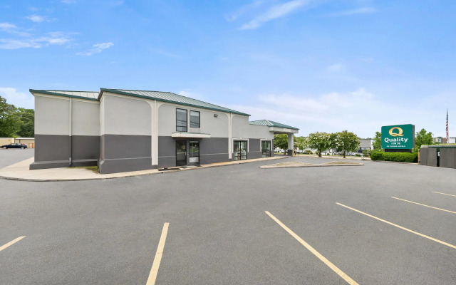 Quality Inn Auburn Campus Area I-85