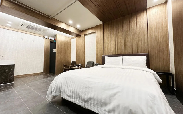 Time Hotel