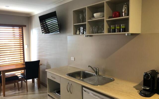 Saltair Luxury Accommodation - Adults Only