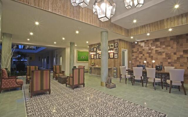 SOLTERRA SEMINYAK Boutique Hotel & Spa