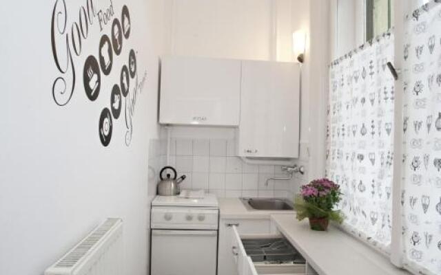 Alice Apartment