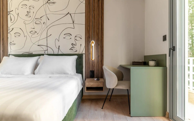 Phalerus Suites