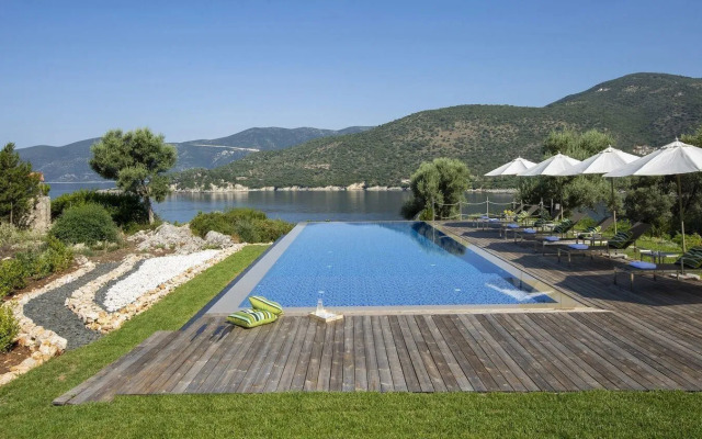 dell Mar stone house