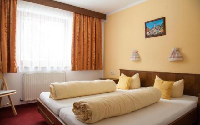 Apart-Pension Haus Arina