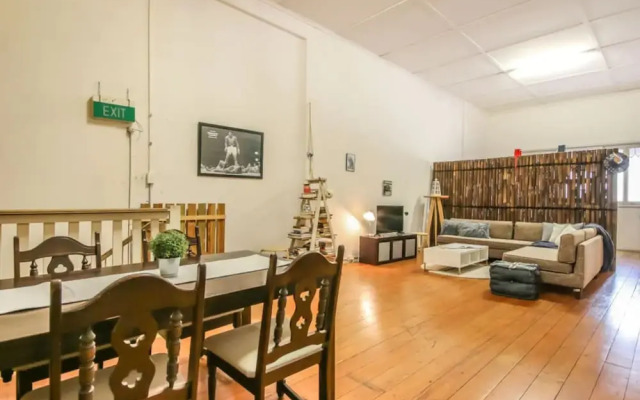 Unique 3 Bedroom Apartment In Woolloongabba
