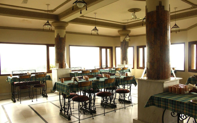 OYO Premium Khanyara Road