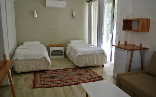 Hideaway Hotel