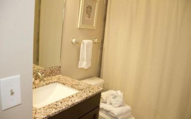 Ocean Village Club J15