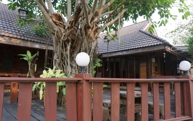 The Northern View Hotel