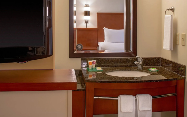 Hyatt Place Seattle Downtown