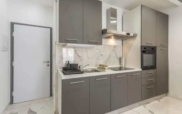 Royal Platinum Studio Apartment