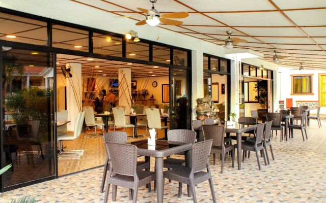 Sunville Hotel