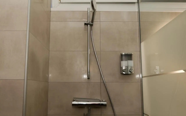 Le Smile - 3 Bedrooms - 8pers - Parking - Centre Gare