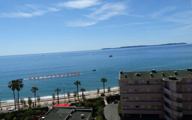 Appartement Le Lavandou, 1 pièce, 2 personnes - FR-1-308-50
