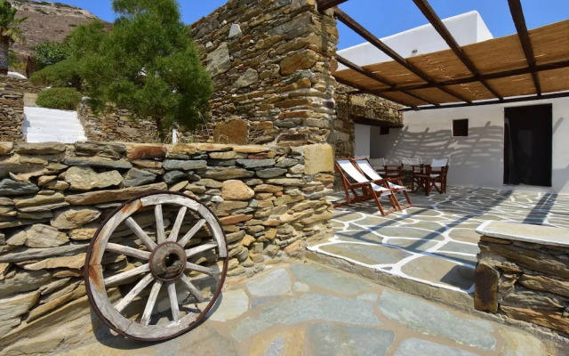 Petra Holiday Village